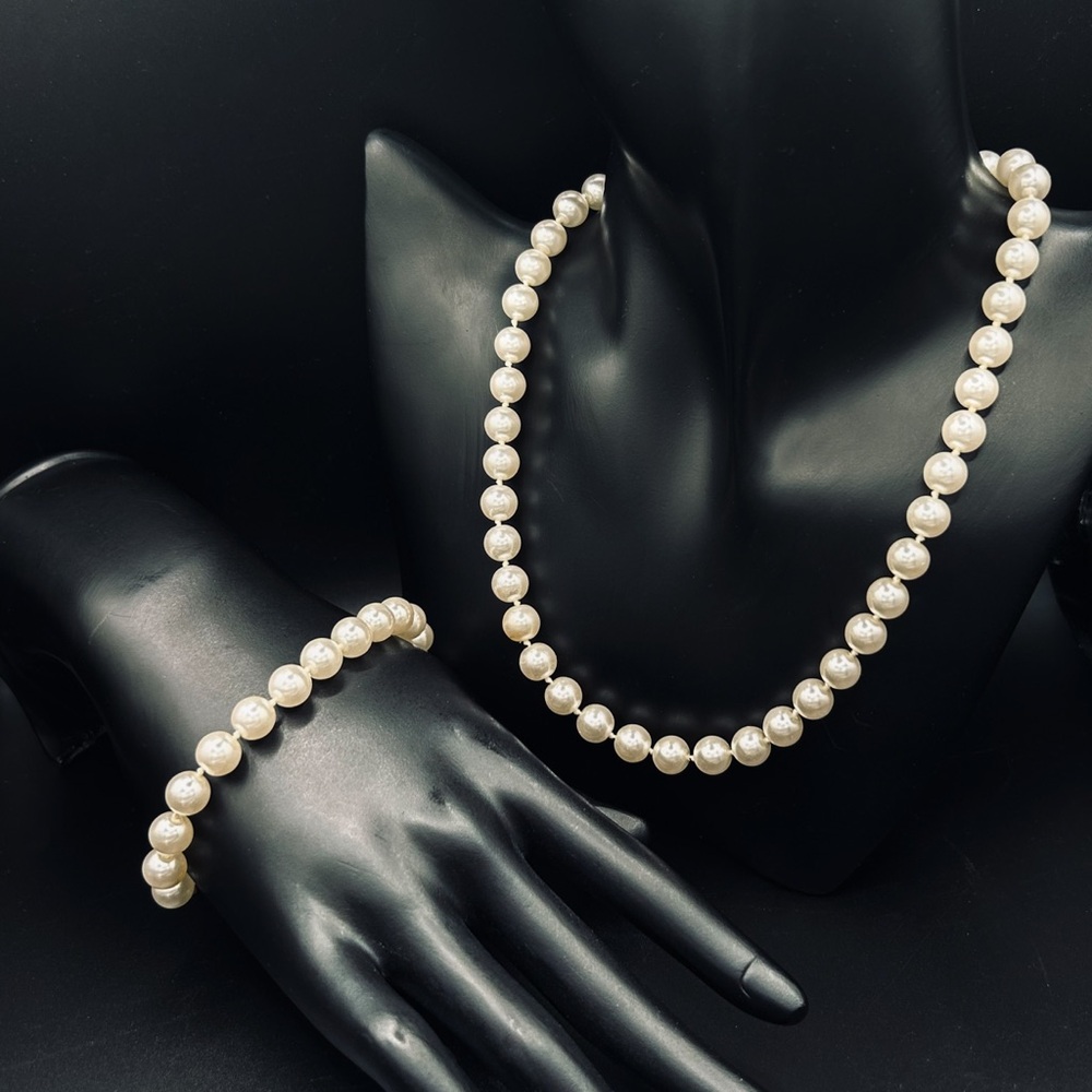 Vintage Hand-Knotted Mid Century Glass Pearl Necklace & Bracelet Set